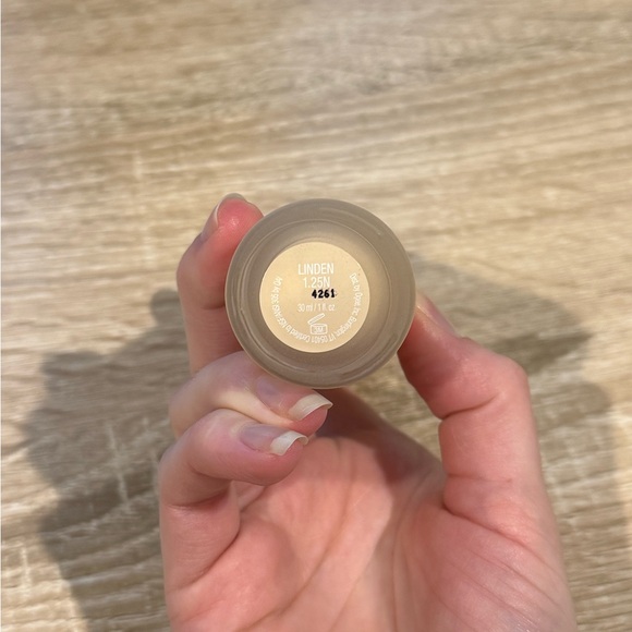 OGEE Complexion Perfecting Tinted Serum - Linden - Picture 2 of 2